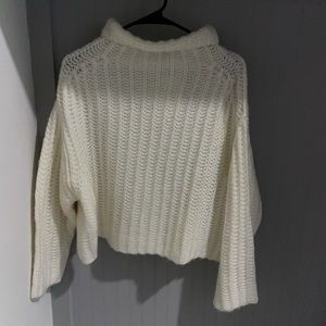 Ivory turtleneck sweater NEW WITH TAGS
